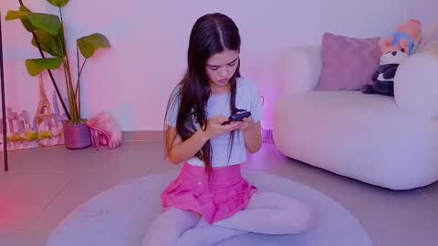 violetssweet online show from October 6, 1:11 am