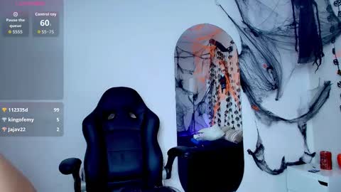 VIOLETTE online show from November 2, 12:14 am