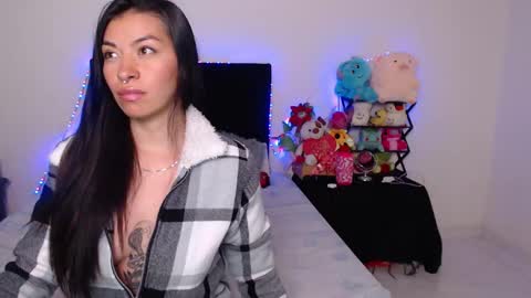 violeta  online show from February 7, 5:10 am