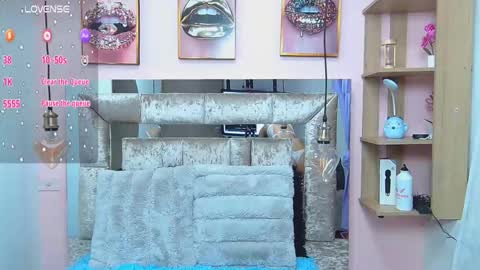Snapshot of violett_froz chatting on March 1, 4:44 pm Violeta froz online show from March 1, 4:44 pm