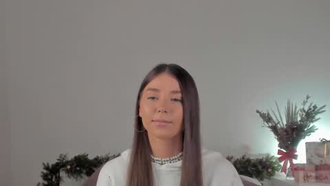 violetta_finch online show from January 6, 8:14 am