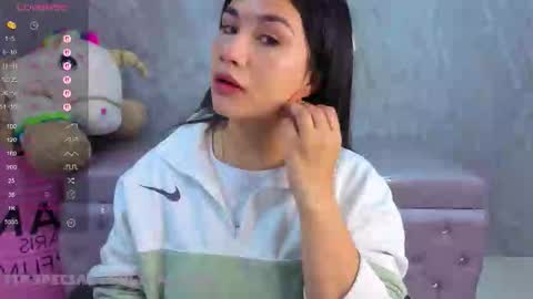 Violetta  online show from February 14, 8:00 pm