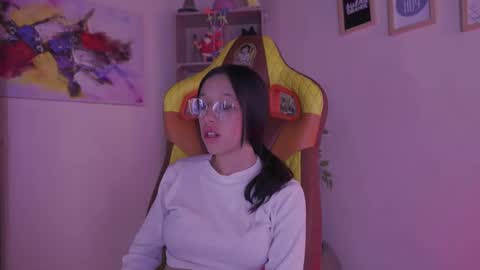 violett online show from May 21, 8:18 pm