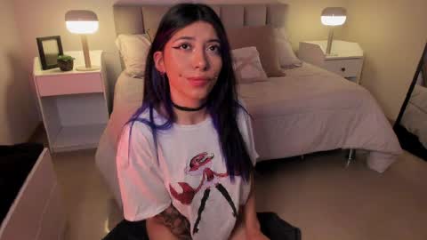 Violetta nur online show from April 8, 10:23 pm