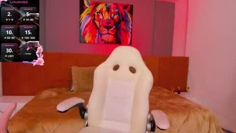 Snapshot of violetta_skinny chatting on October 16, 10:18 am violetta online show from October 16, 10:18 am