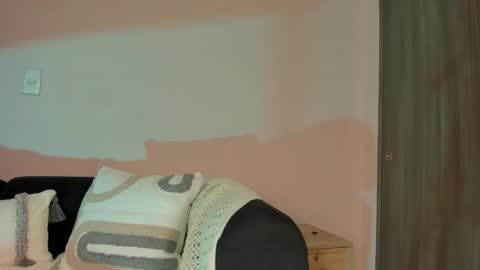 violetta independent model online show from March 10, 5:22 am