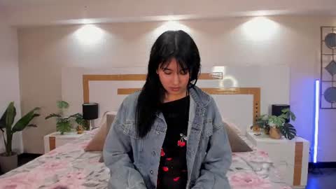 Violettaa online show from July 2, 3:34 am