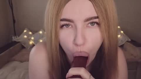 ViolettaOtis online show from October 4, 12:55 pm