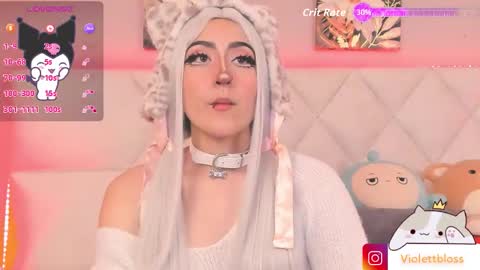 Snapshot of violettbloss chatting on October 24, 4:41 am Violeta online show from October 24, 4:41 am