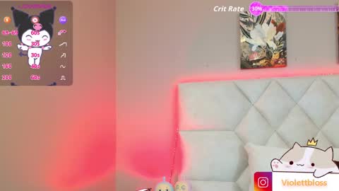 Snapshot of violettbloss chatting on October 1, 3:33 am Violeta online show from October 1, 3:33 am