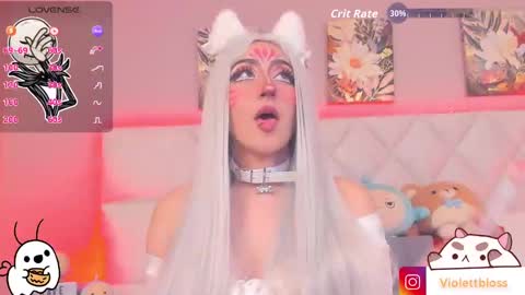 Snapshot of violettbloss chatting on November 1, 4:38 am Violeta online show from November 1, 4:38 am