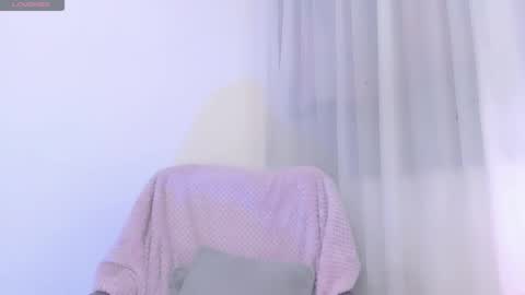 Violett online show from March 27, 8:48 am