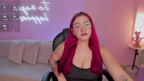 Violett Castel online show from December 16, 8:37 pm