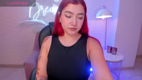 Violett Castel online show from December 29, 5:22 pm