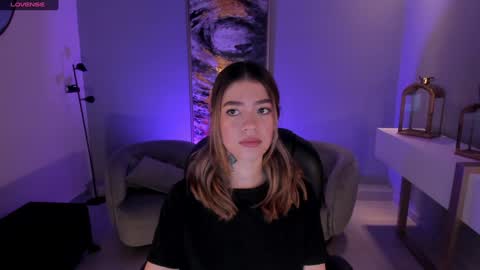 Violett  online show from January 5, 5:09 pm