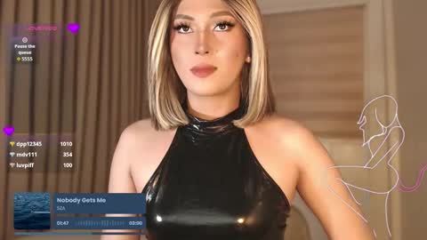 Snapshot of violetversacexx chatting on October 9, 9:02 am Best Of Both Worlds online show from October 9, 9:02 am