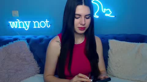 viollinalv online show from January 19, 5:37 am