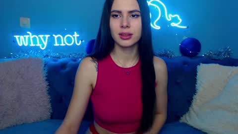 viollinalv online show from December 24, 5:49 am