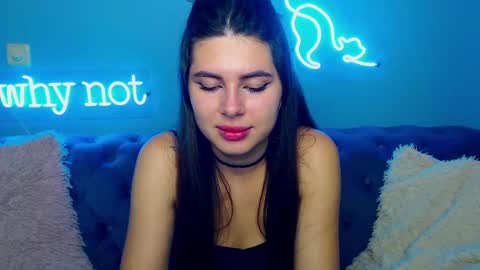 Snapshot of viollinalv chatting on October 6, 5:35 am viollinalv online show from October 6, 5:35 am