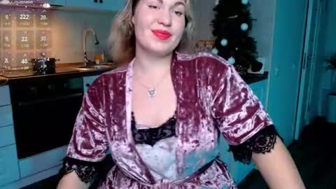 Snapshot of vip_juicy chatting on December 22, 8:38 am VelvettTime online show from December 22, 8:38 am