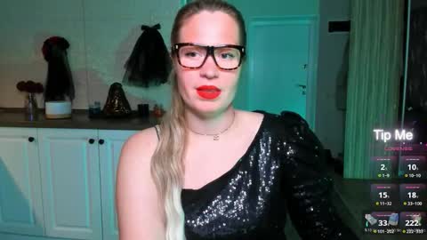 Snapshot of vip_juicy chatting on October 26, 12:22 pm VelvettTime online show from October 26, 12:22 pm