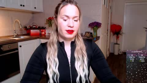 Snapshot of vip_juicy chatting on March 10, 3:09 pm VelvettTime online show from March 10, 3:09 pm