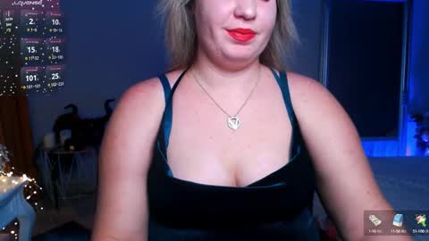 Snapshot of vip_juicy chatting on December 2, 9:21 am VelvettTime online show from December 2, 9:21 am
