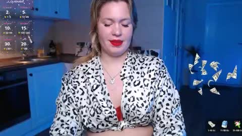 Snapshot of vip_juicy chatting on January 27, 8:51 am VelvettTime online show from January 27, 8:51 am