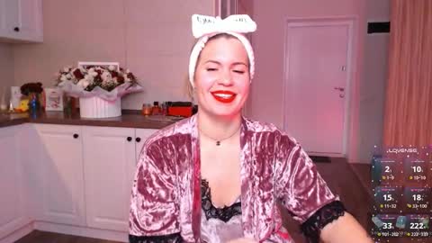 Snapshot of vip_juicy chatting on September 13, 5:04 am VelvettTime online show from September 13, 5:04 am