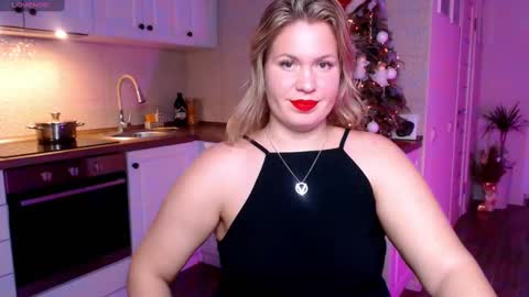 Snapshot of vip_juicy chatting on January 11, 9:26 am VelvettTime online show from January 11, 9:26 am