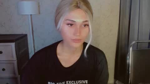 Pearl online show from March 7, 3:35 am