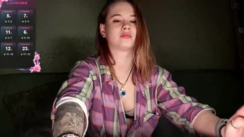 Mia online show from November 16, 12:38 pm