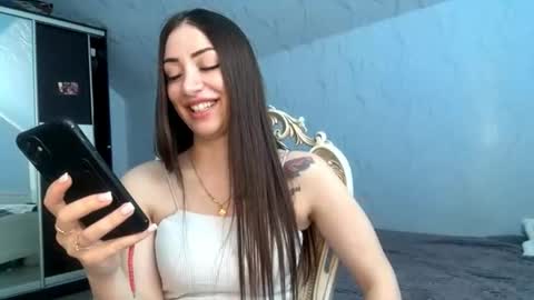 Tessa online show from February 21, 1:01 pm