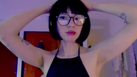 Snapshot of virtualchica chatting on September 15, 12:41 am Minerva online show from September 15, 12:41 am