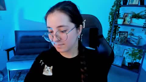 your love online show from October 2, 7:13 am