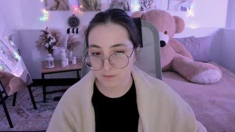 your love online show from April 6, 7:26 pm