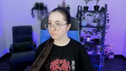 your love online show from March 25, 4:32 pm