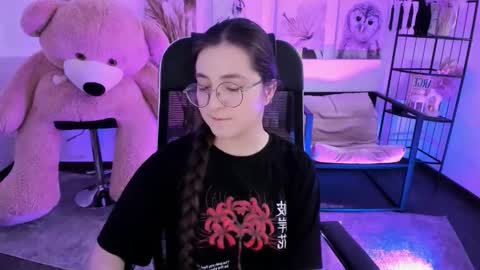 your love online show from December 4, 8:38 am