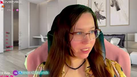 Snapshot of visecret chatting on January 10, 11:43 am Victoria Romans online show from January 10, 11:43 am