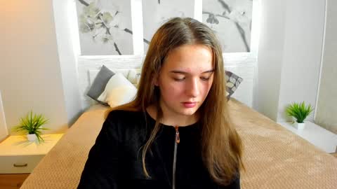 Snapshot of vitajoy_ chatting on December 19, 2:35 pm Vita online show from December 19, 2:35 pm