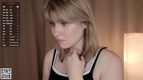 Melissa online show from October 21, 6:23 pm