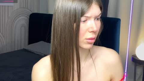 Snapshot of vivian_evans_ chatting on February 4, 1:23 am Vivian Evans online show from February 4, 1:23 am