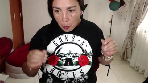 vivian_milf_paint online show from December 17, 12:31 pm