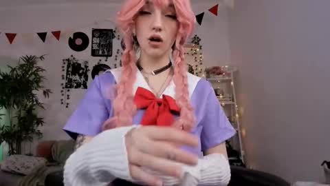 Snapshot of vivian_qwerty chatting on February 8, 4:36 am vivian_qwerty online show from February 8, 4:36 am