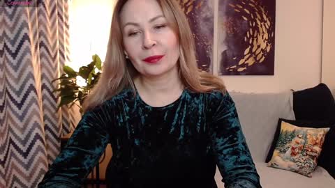 Vivian online show from January 19, 4:14 pm