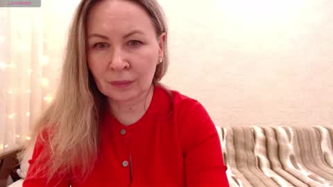 Vivian online show from December 21, 5:17 pm