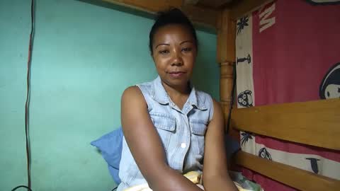 viviane0812 online show from February 20, 7:34 am