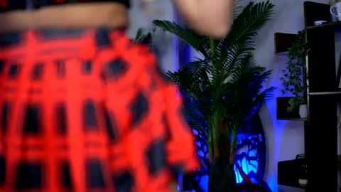 Snapshot of vivianestein chatting on October 27, 9:31 pm Vivi online show from October 27, 9:31 pm