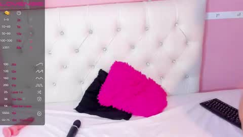 Vivi online show from December 3, 12:27 pm
