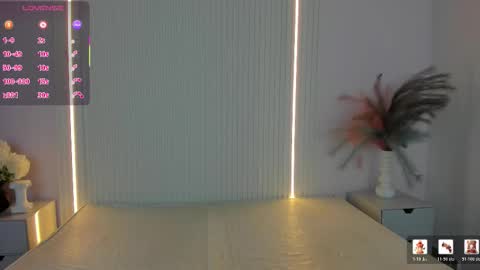 vivianowen9 online show from March 23, 12:22 pm